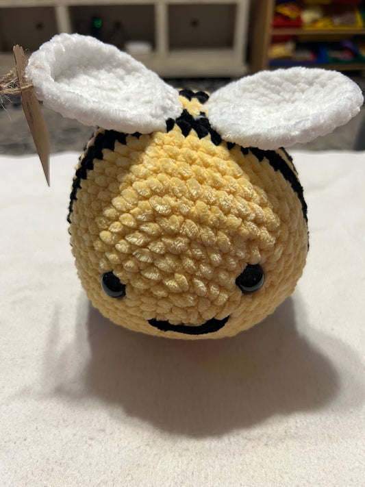 Medium Bumble Bee