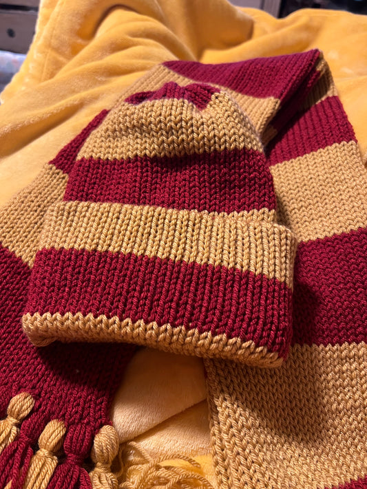 Striped long scarf and hat